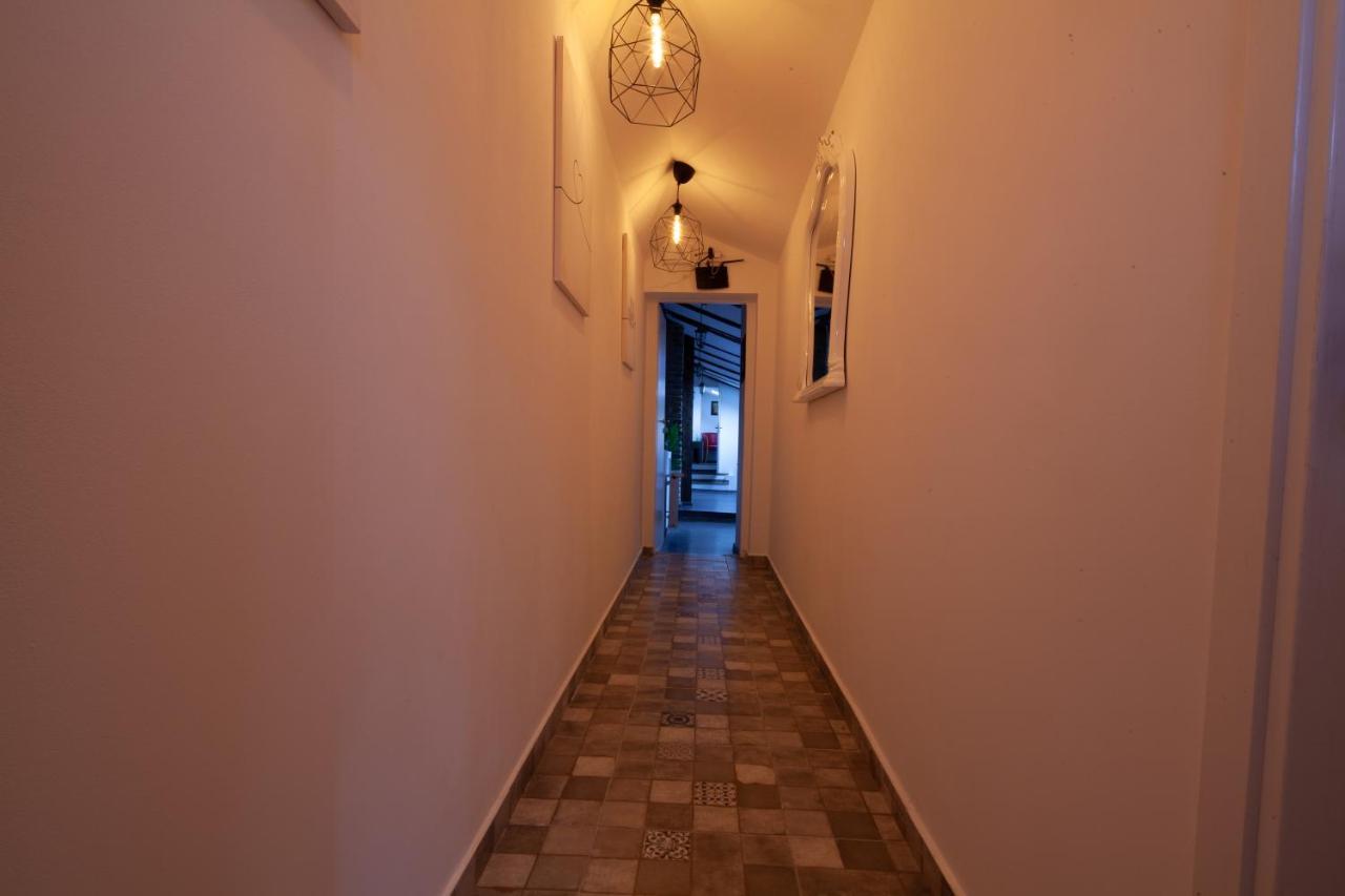 Apartmán Little Paris Booutique In Old Town Center Brašov Exteriér fotografie