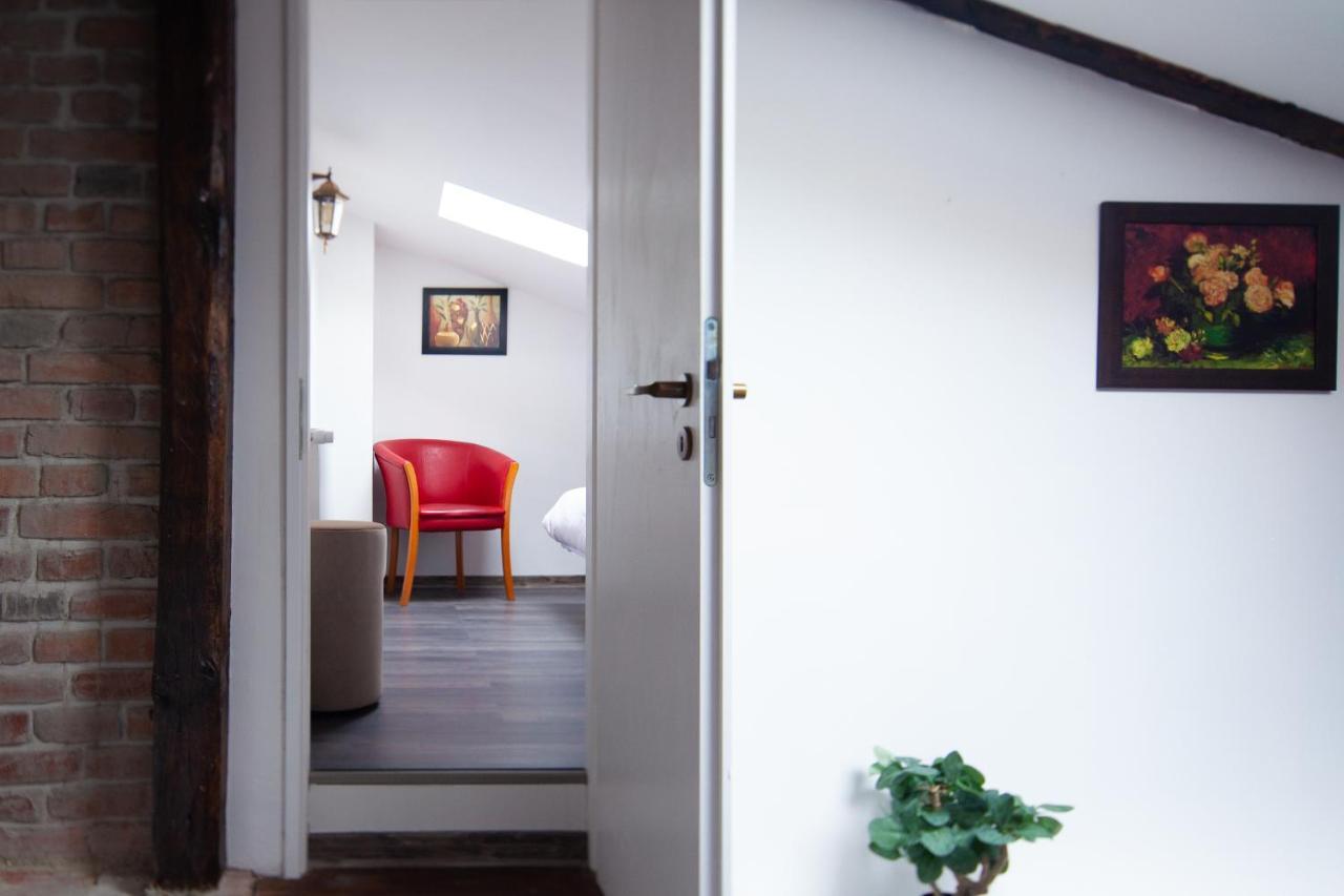 Apartmán Little Paris Booutique In Old Town Center Brašov Exteriér fotografie