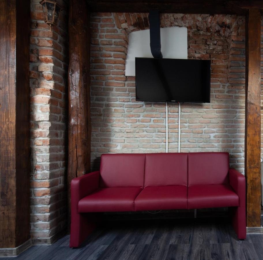 Apartmán Little Paris Booutique In Old Town Center Brašov Exteriér fotografie